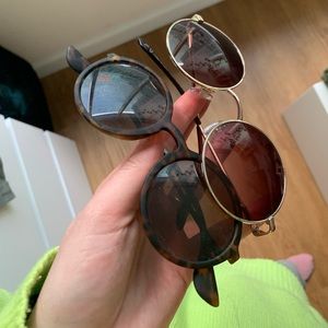 Round sunglasses